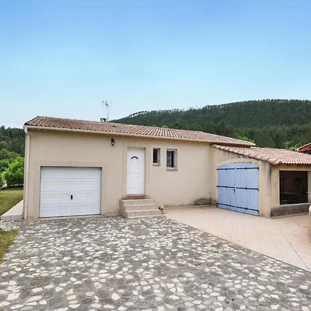 Stunning In Saint-André-les-Alpes