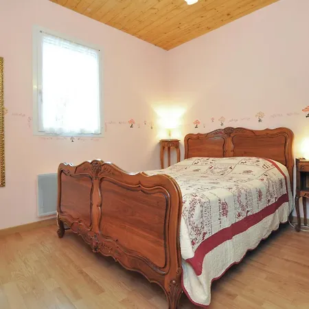 Holiday home 3 Bedroom Gorgeous Home In Saint-Andre-Les-Alpes