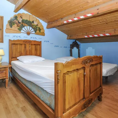 Дом отдыха 3 Bedroom Stunning Home In Saint-Andre-Les-Alpes